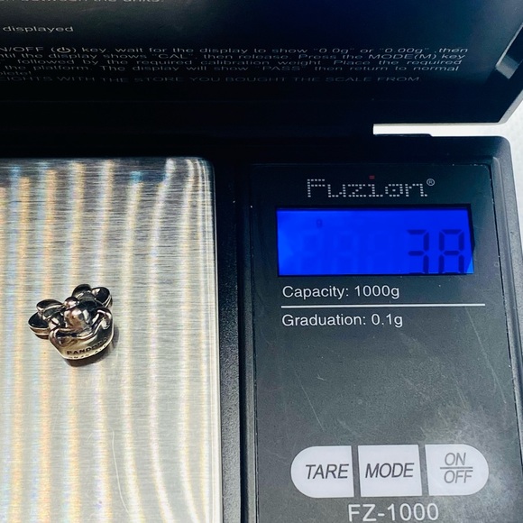 EUC Disney Pandora 791587 Sterling Silver Minnie Mouse Portrait Charm - Picture 11 of 11